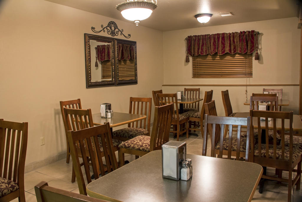 All American Inn & Suites Бренсън Екстериор снимка