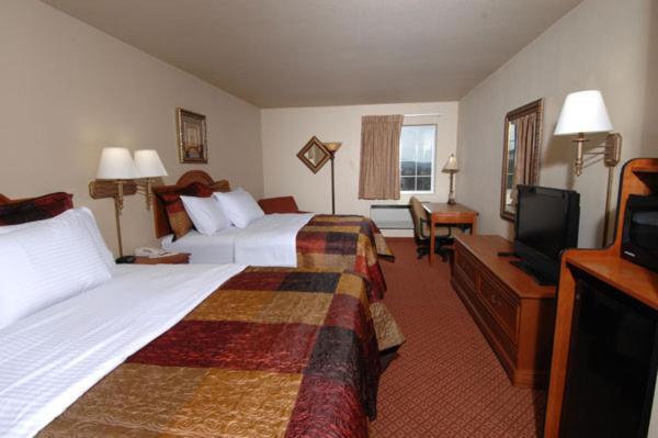 All American Inn & Suites Бренсън Стая снимка